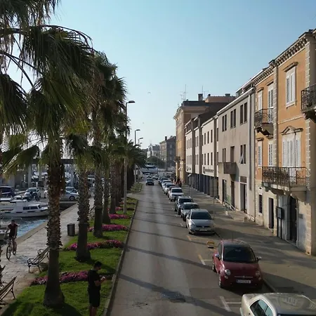 In - In A Shared By Oldtown * Zadar